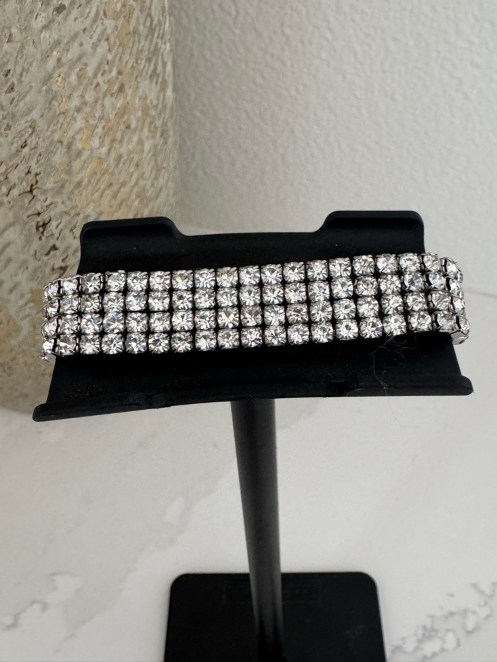 Women’s Rhinestone Stretch Tennis Bracelet with Silver-Tone metal